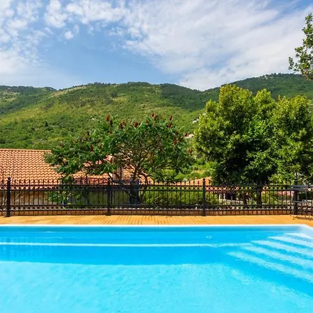 Vilă House Mirjana With Pool By Guide *