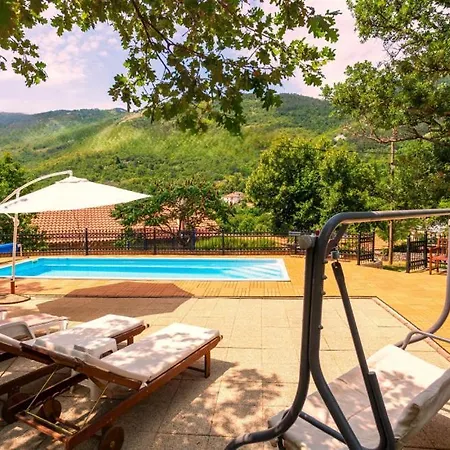 ヴィラ House Mirjana With Pool By Guide *