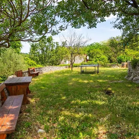 House Mirjana With Pool By Guide