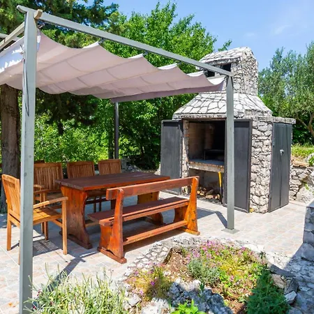 Villa House Mirjana With Pool By Guide *